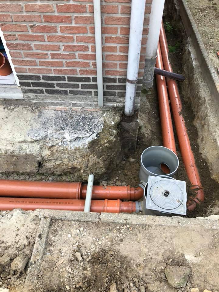 Vakkundig aangelegd leidingwerk met collectoren voor vloerverwarming door Sanitair & CV Verwilt